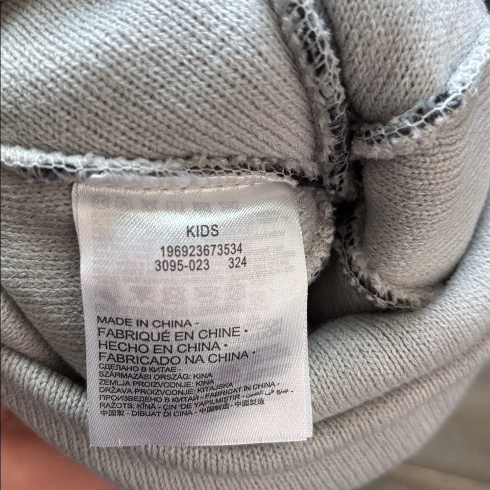 Nike 2 pc. Beanie,touchscreen gloves,knit cuffed,pom pom,tonal logo,warm winter - Picture 5 of 9
